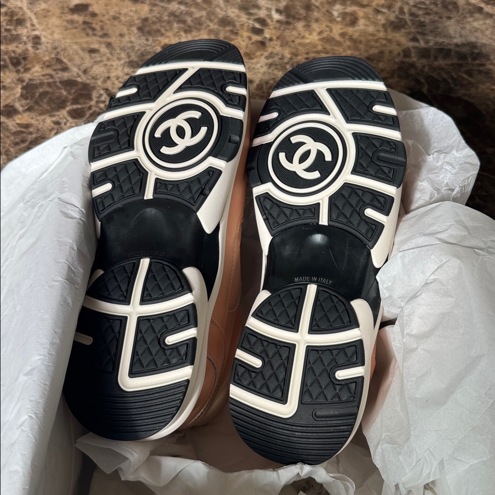 Chanel sneakers trainers flats ombré beige printed calfskin light orange sz 38.5 - Picture 10 of 11